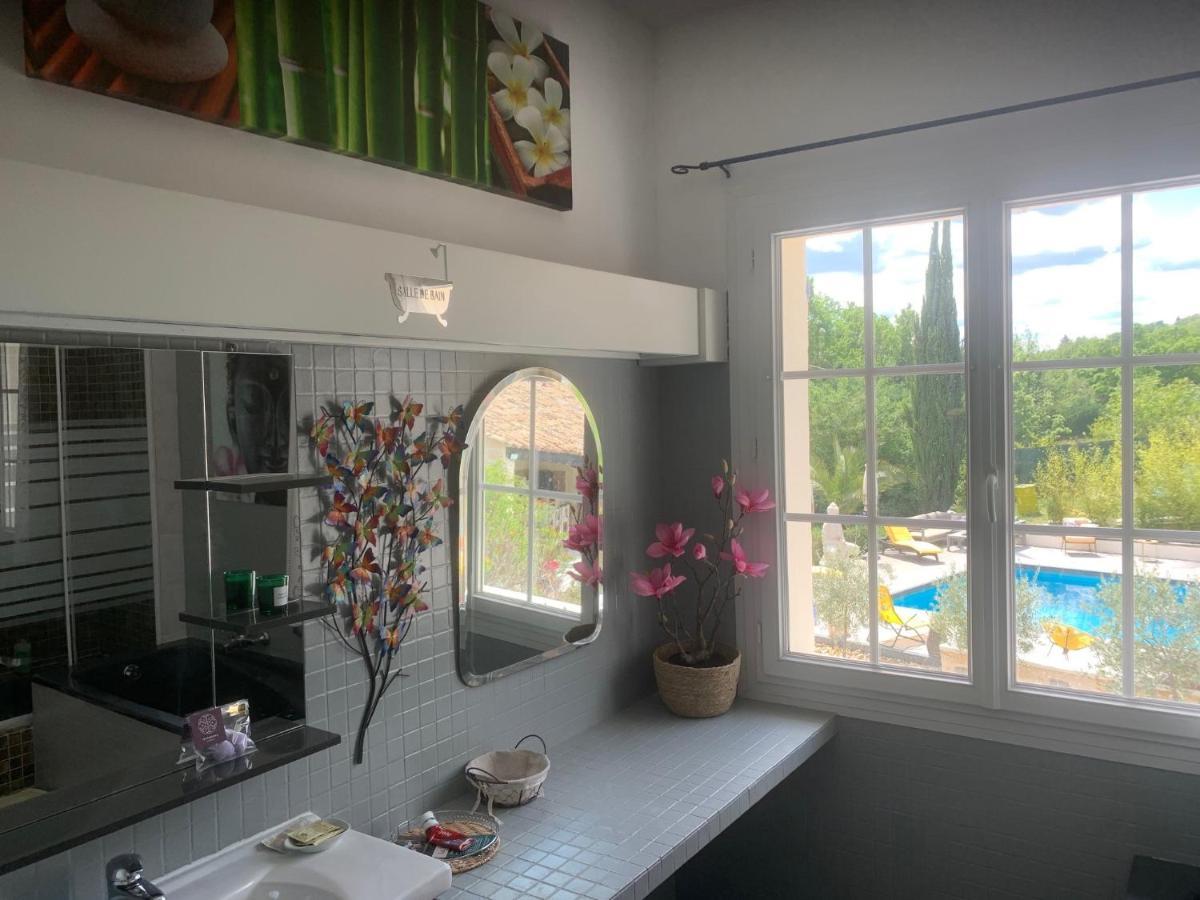 Bastide Du Bonheur Saint Donat Bed & Breakfast Greoux-les-Bains ภายนอก รูปภาพ