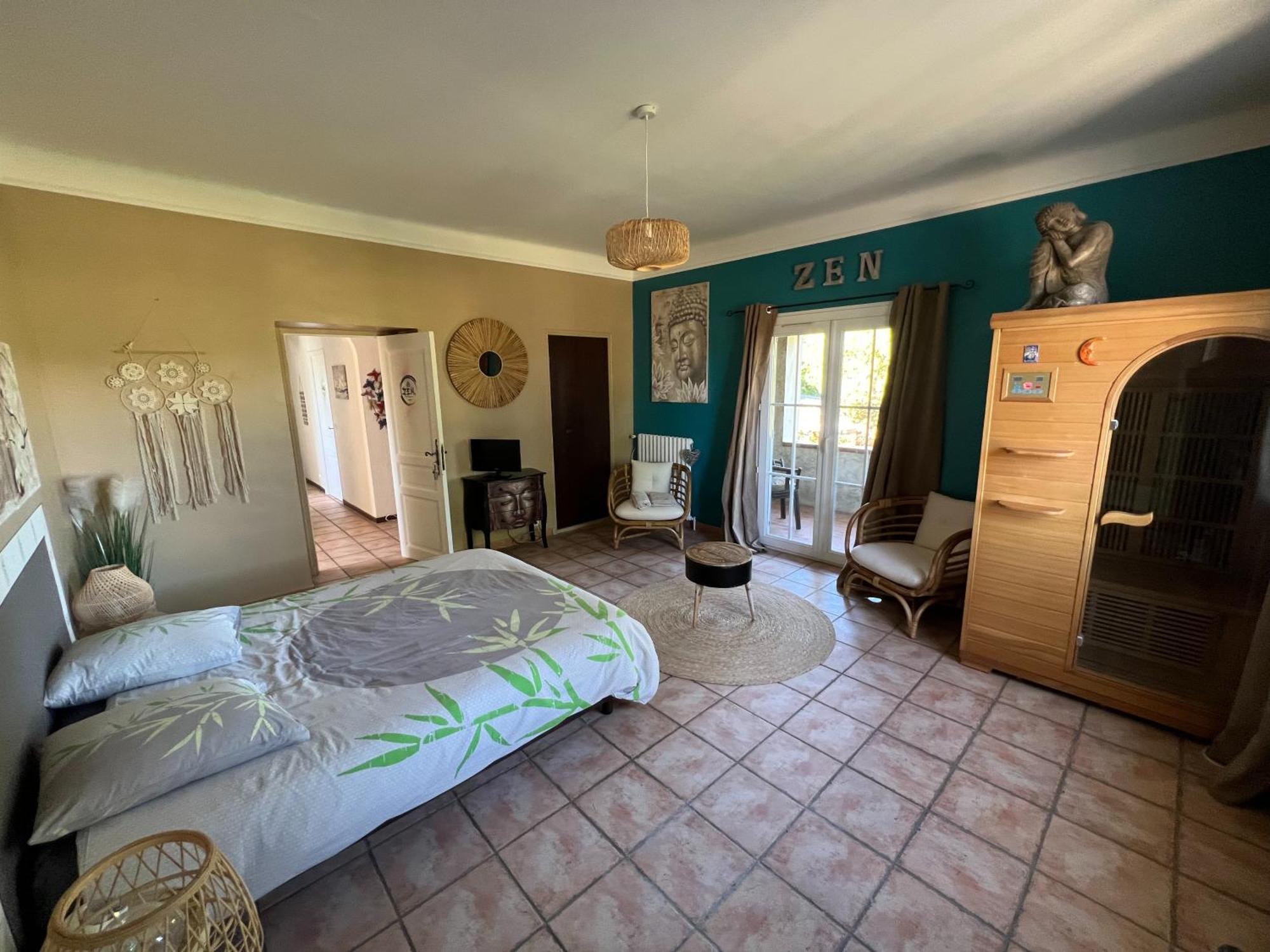 Bastide Du Bonheur Saint Donat Bed & Breakfast Greoux-les-Bains ภายนอก รูปภาพ